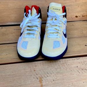 Nike hyperfuse men shoes
